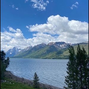 Meet your Posher, Alla